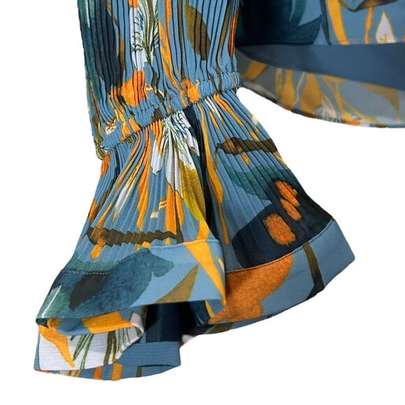 Milly Greer Watercolor Azalea Top Button Up Bell Sleeves Blue Women's Small NWT - Picture 7 of 10